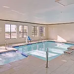 Spark By Hilton Galveston 